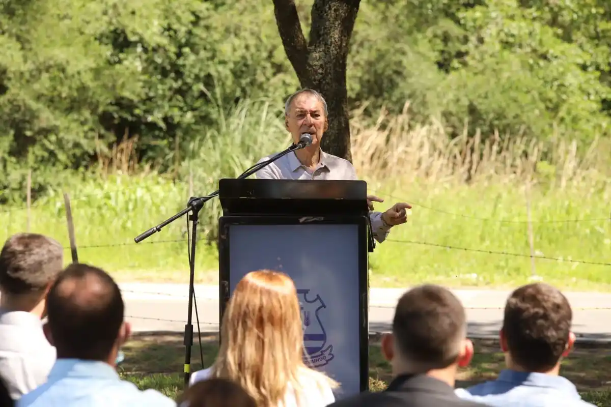 Schiaretti criticó las retenciones: "Córdoba debe continuar reclamando que se bajen hasta acabarse"