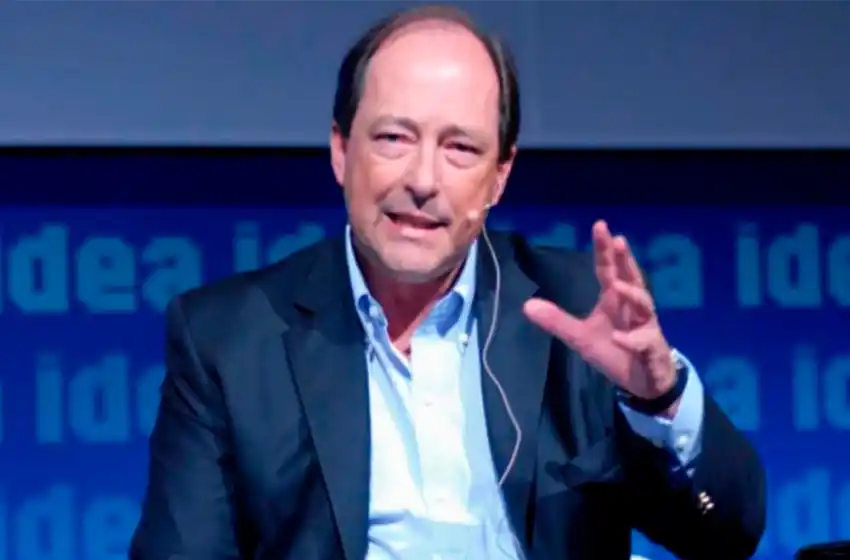 Ernesto Sanz: “Lo del gobierno parece una pelea callejera de un bando contra otro”