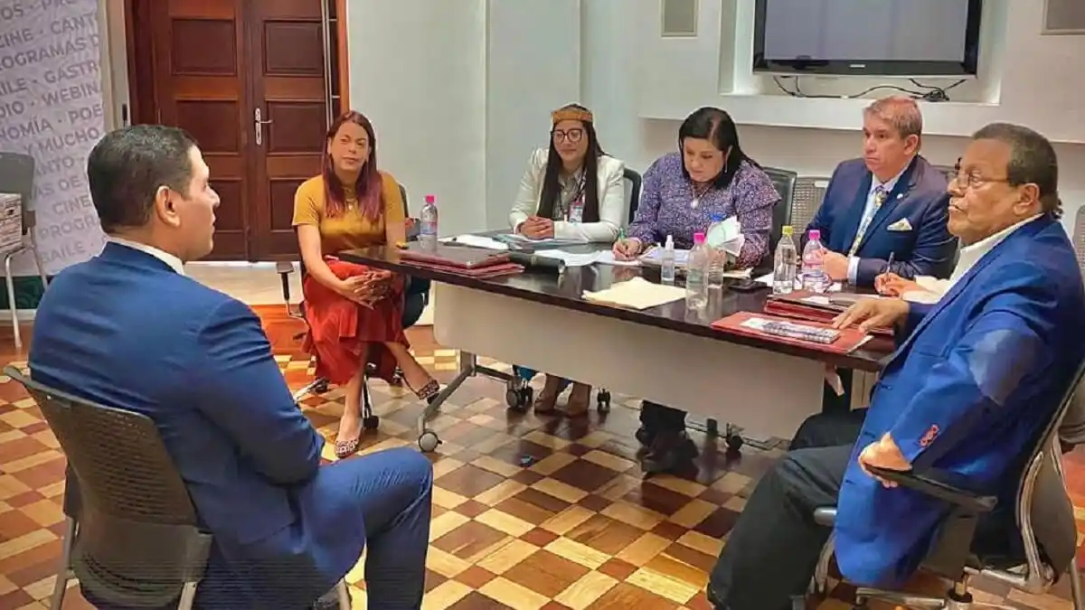 ¿CUÁNDO NO? La mayoría de los candidatos a rectores del CNE está ligada al chavismo