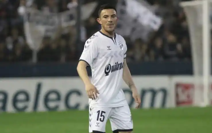 El tandilense Juan Sebastián Altamiranda hizo su debut en la primera de Quilmes