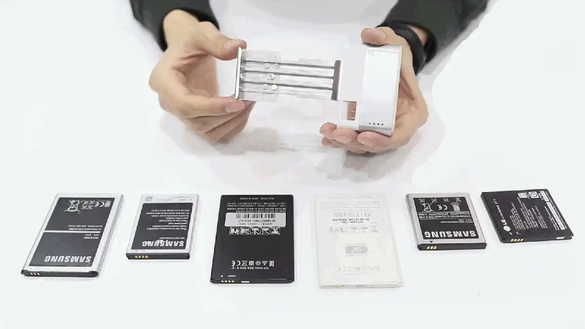 Usá una bateria vieja para cargar tu Smartphone