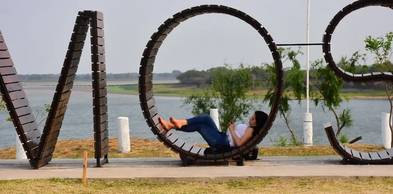 Días cálidos y los formoseños disfrutan de actividades al aire libre