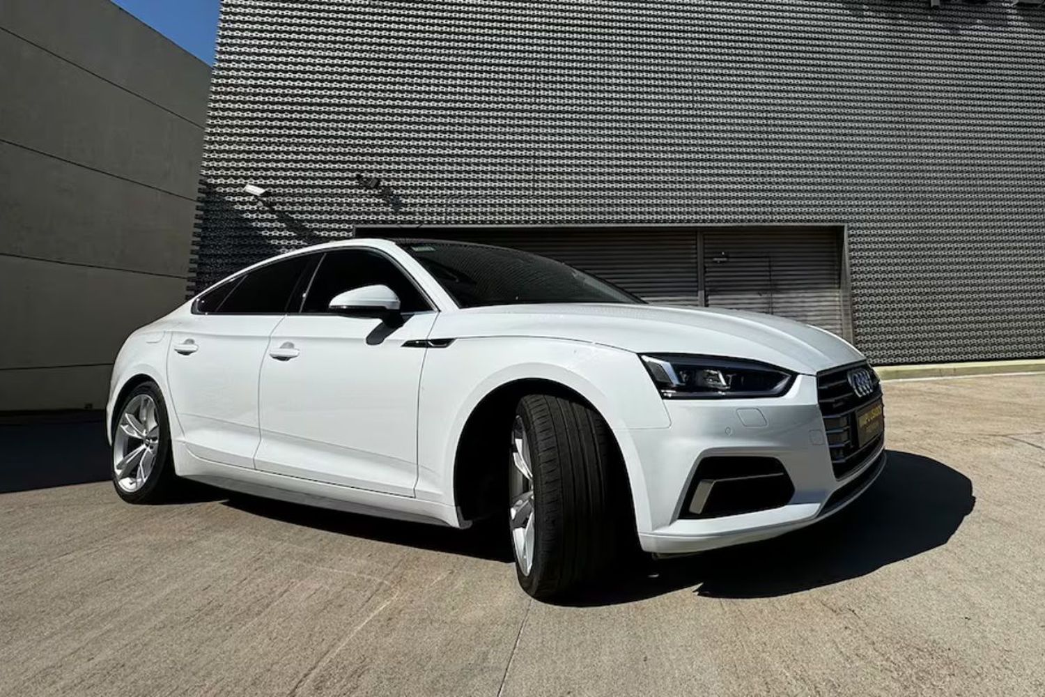 La medida busca reactivar el mercado automotor.