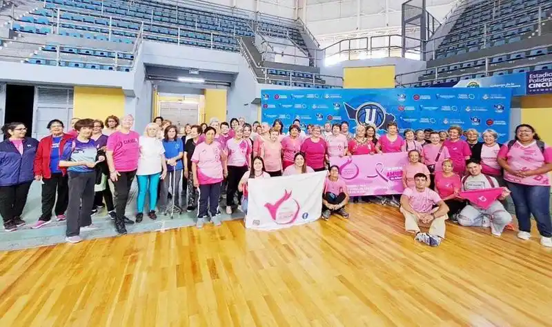 Charlas sobre la prevención del cáncer 
de mamas en los gimnasios terapéuticos