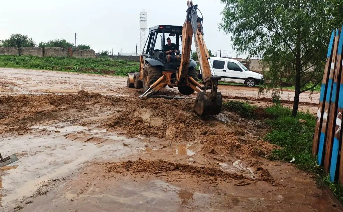 La municipalidad asiste a familias afectadas por el temporal
