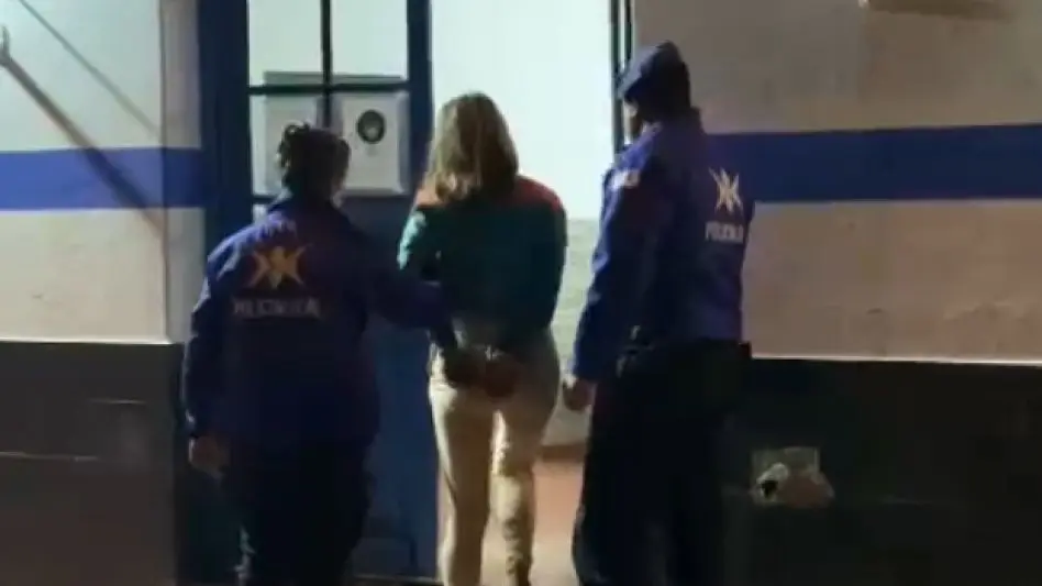 Agredió a su ex cuñada y fue aprehendida: tenía una orden de restricción de acercamiento