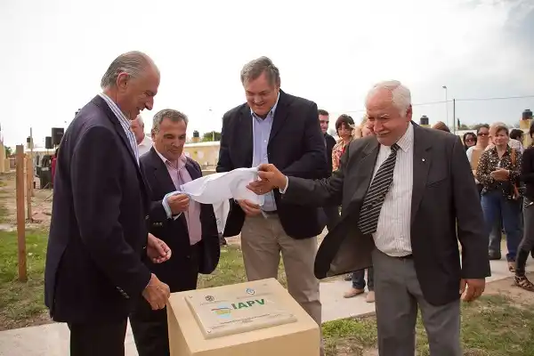 Invirtieron más de $ 9 millones en viviendas del IAPV en Nogoyá