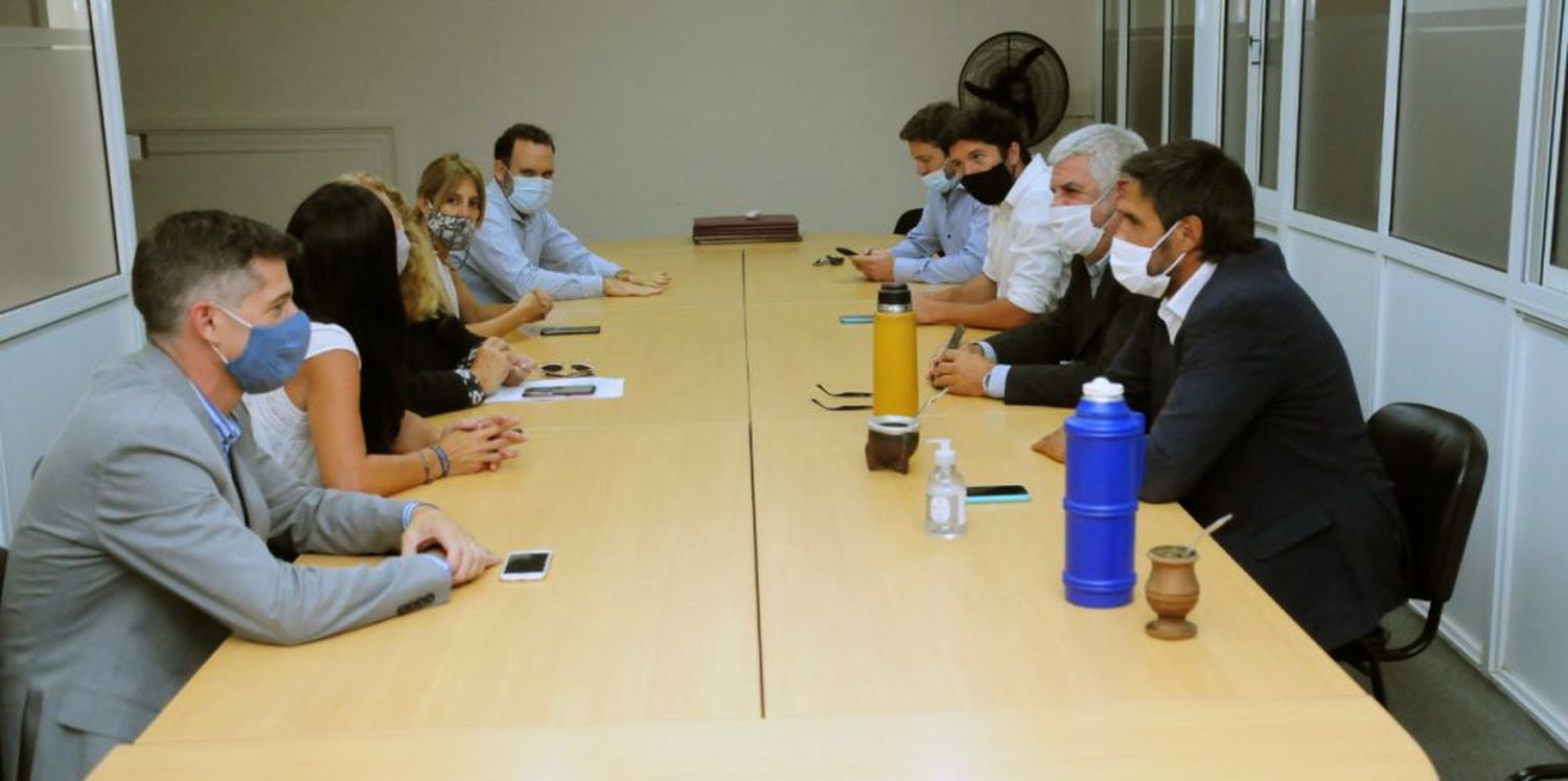 Se reunió el comité pro vacuna y abordó la nueva etapa del plan ante la llegada de dosis