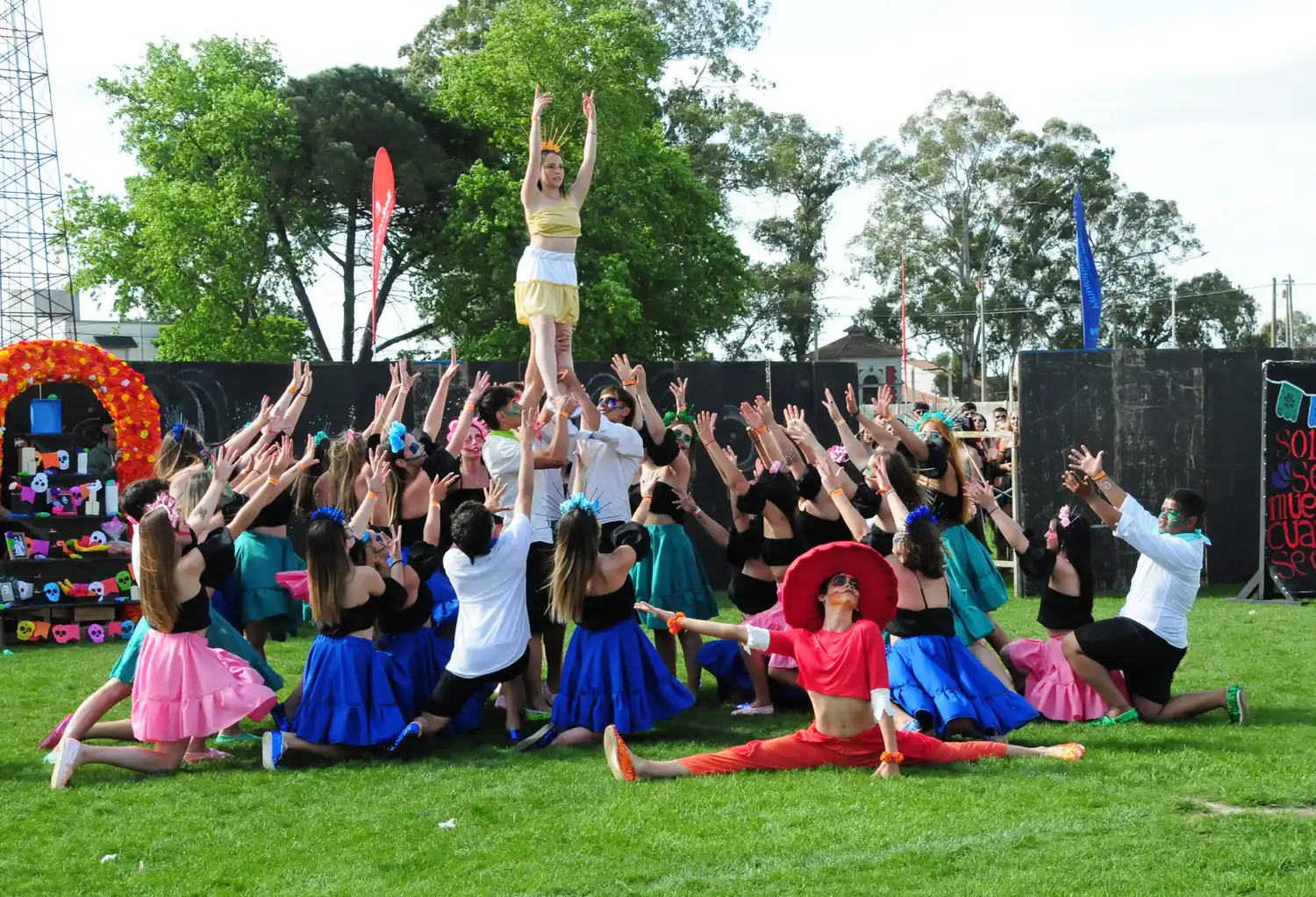 Farandula 2023 SULETEIKOS - 2