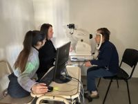 Conicet en Tandil: llevan a los barrios un sistema que detecta casos de riesgo de retinopatía diabética