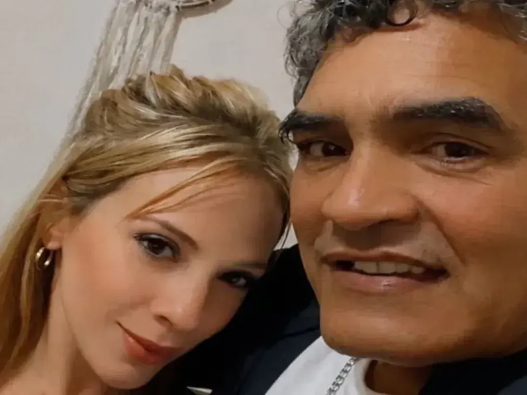 Roña Castro estaba en pareja con una joven conductora. (Foto: @noevigliarolo)