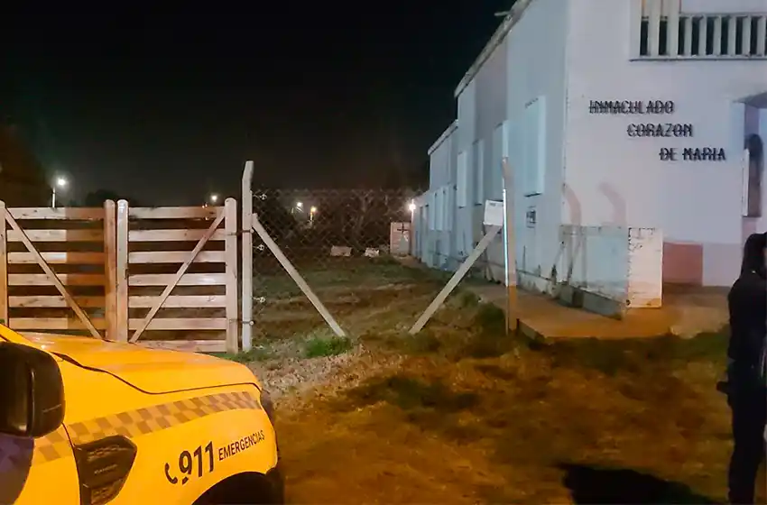 Sin perdón: violentaron reja para entrar a robar a una Iglesia