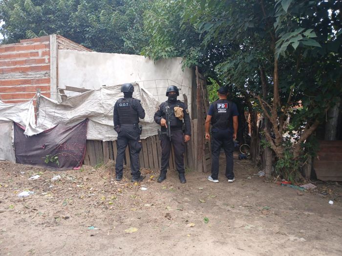 RECONQUISTA: TRES ALLANAMIENTOS POR MICROTRÁFICO Y UNA DETENIDA - 4