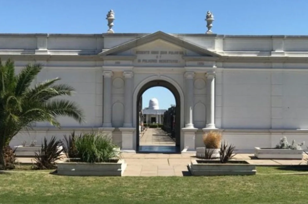 Cementerio de Sastre