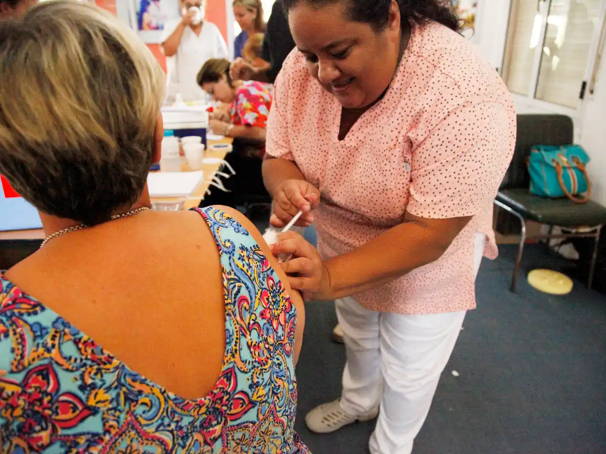 Gripe: hoy comienza comienza campaña de vacunación en el Hospital  y la Asistencia 