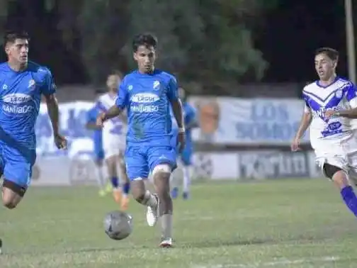 Central Argentino goleó a
Vélez en el primer chico