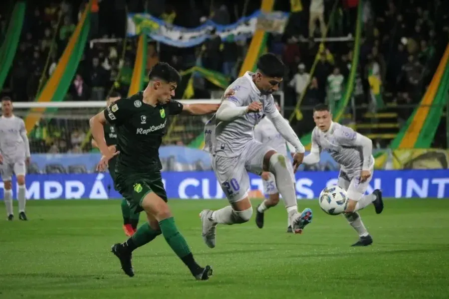 Empate en Varela en el pendiente de la primera fecha