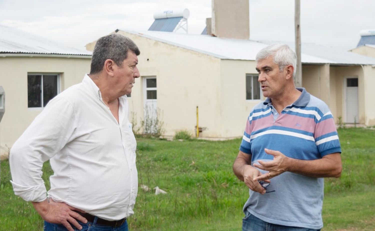 Trabajan para terminar viviendas en Federal y Los Conquistadores