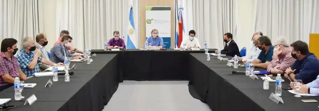 FARER participó de la reunión con los ministros Ballay y Bahillo