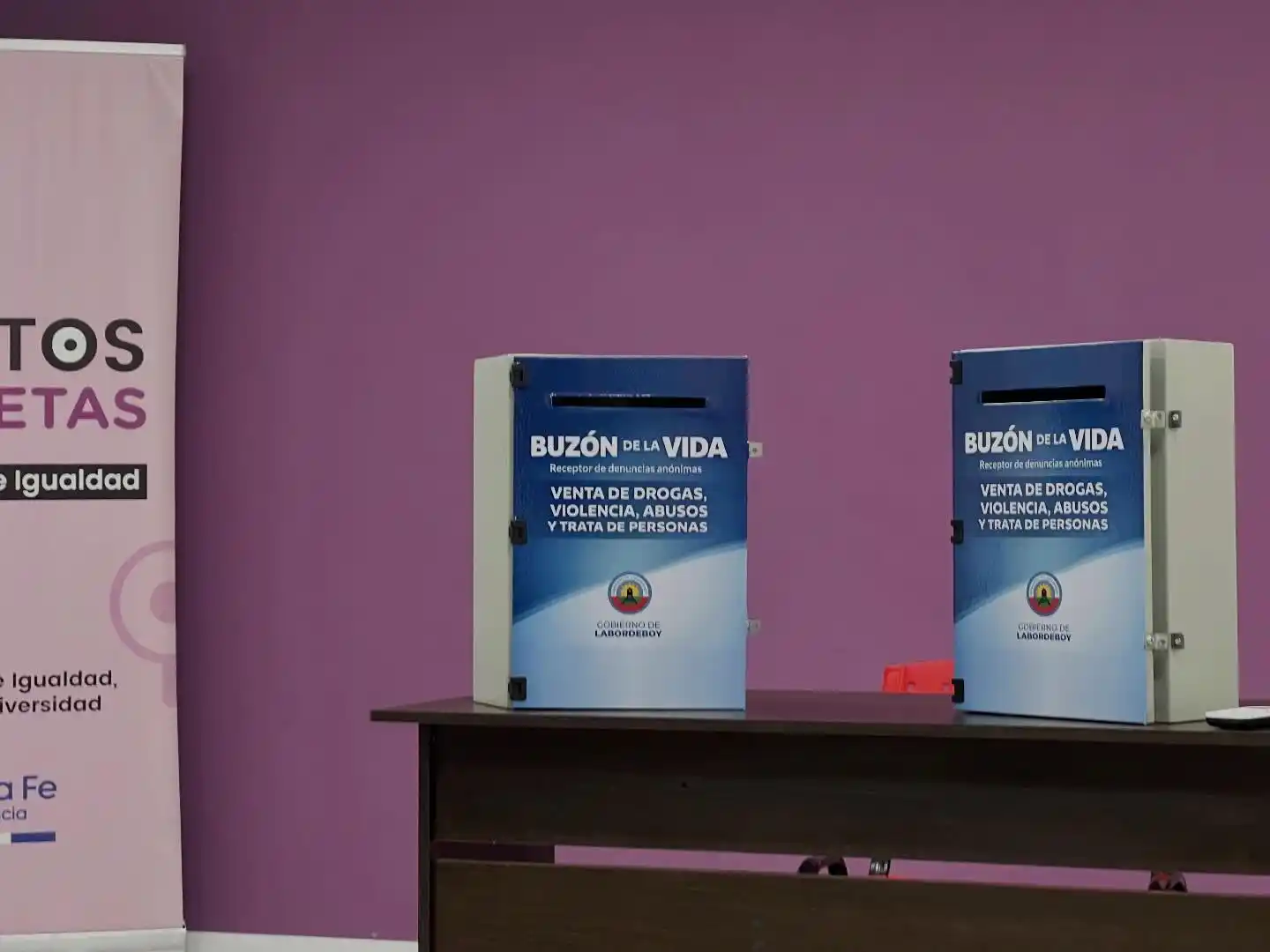 El gobierno de Labordeboy presentó oficialmente los “Buzones de la Vida”. Foto: Gentileza.