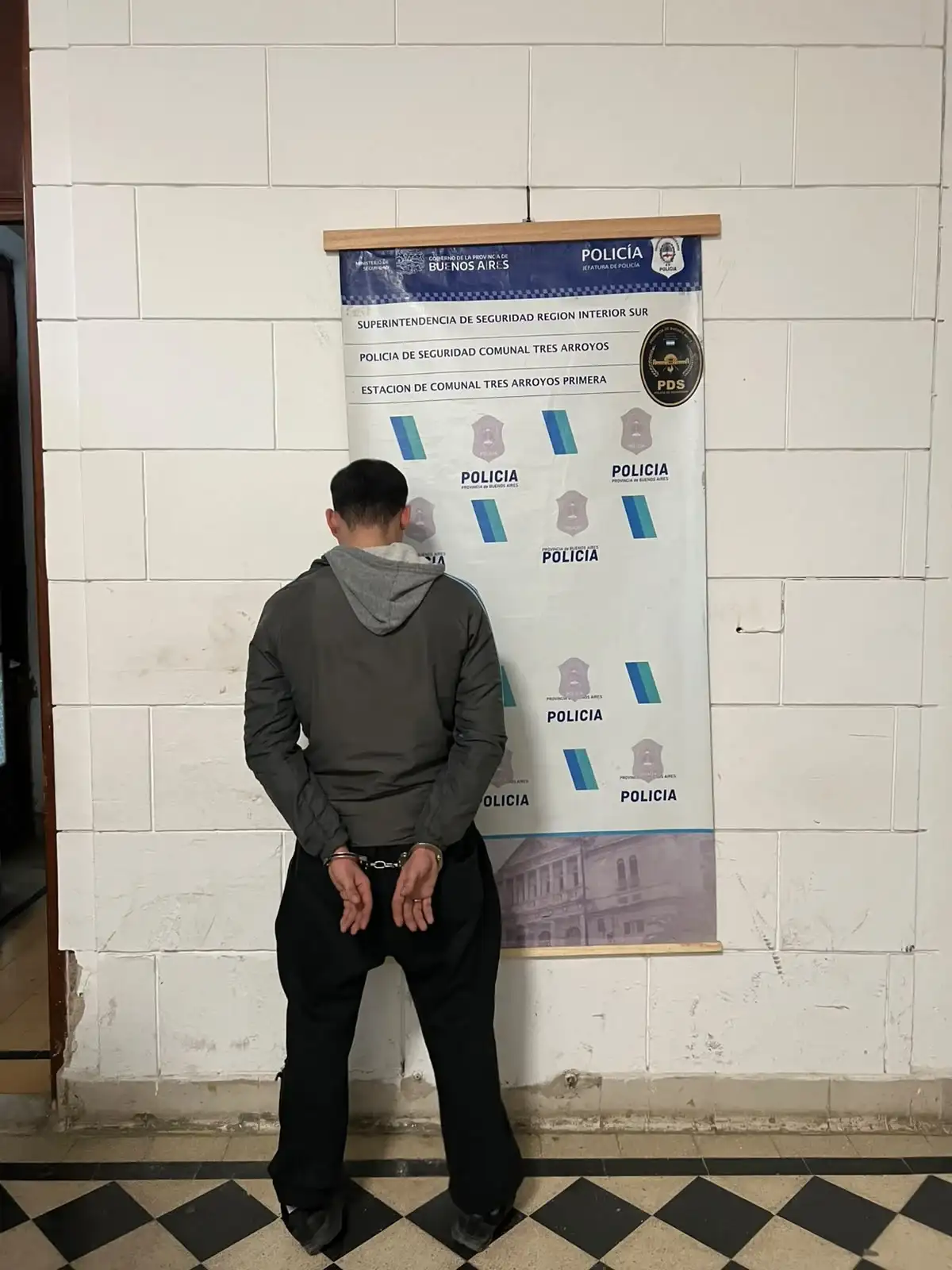 detenidos - 5