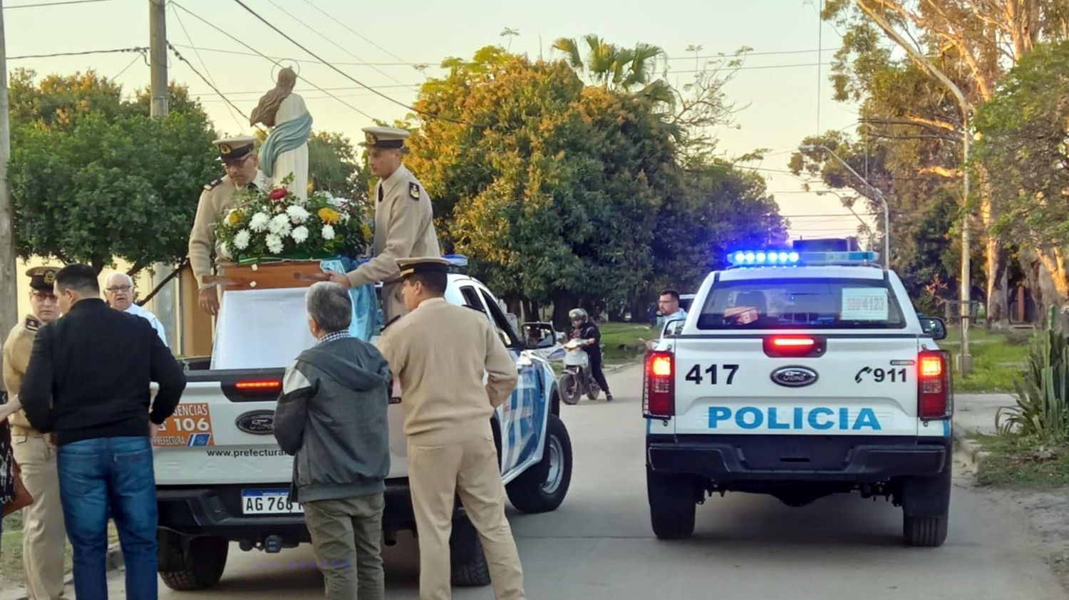 La Policía acompañó la procesión patronal de la Parroquia Stella Maris