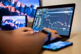 Descubre cómo las noticias y el calendario económico pueden hacerte ganar (o perder)