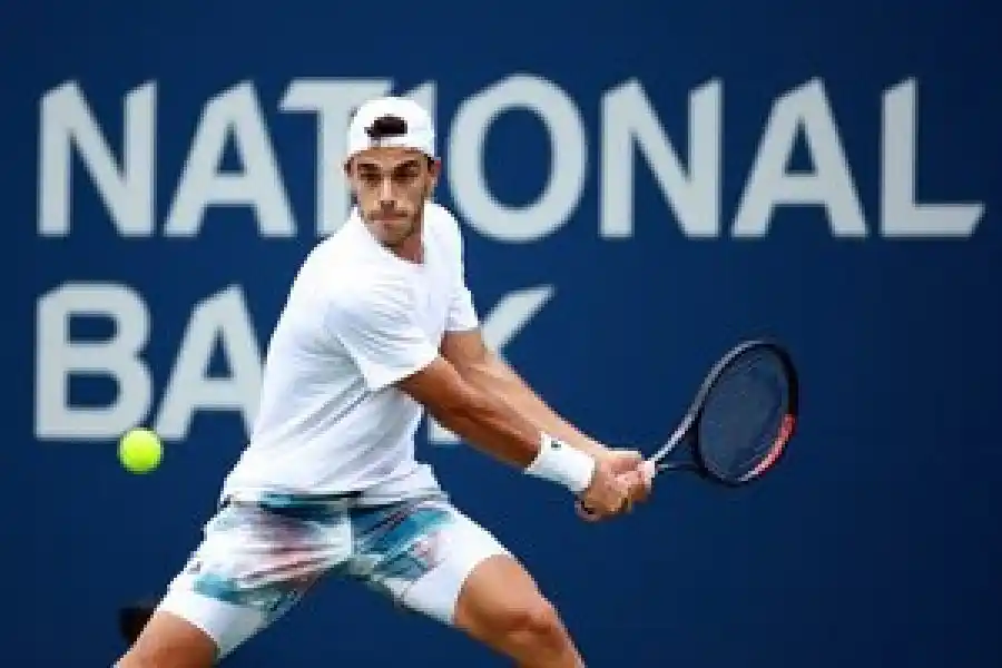 Cerúndolo ganó en su debut en Toronto