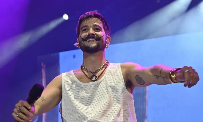 Camilo, actuará el lunes en el escenario principal del Microestadio. 