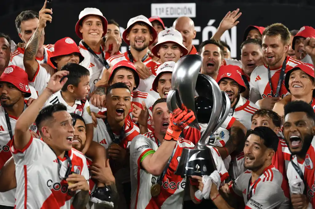 River se consagró campeón de la Supercopa Argentina.
