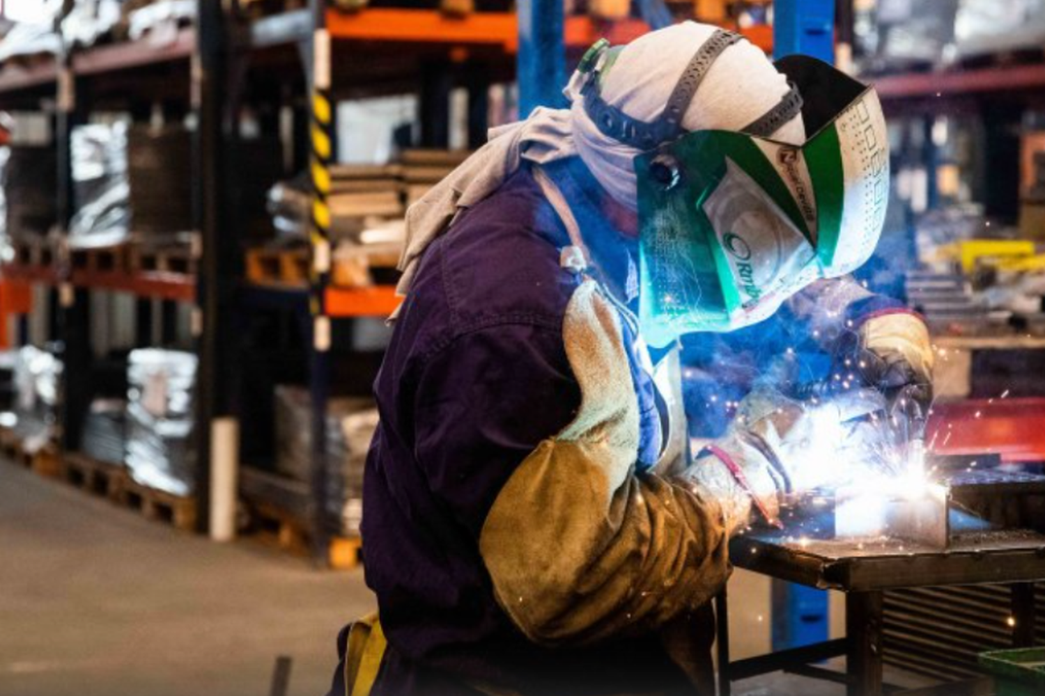 Industria pyme: creció 2,4% anual en marzo pero advierten por la necesidad de estabilizar los costos