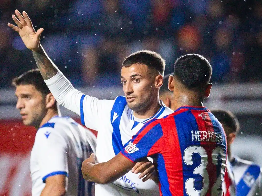 El Ciclón y el Fortín no se sacaron ventajas y el 0 a 0 dejó a San Lorenzo sin playoffs y a Vélez sin punta.  Foto: @SanLorenzo