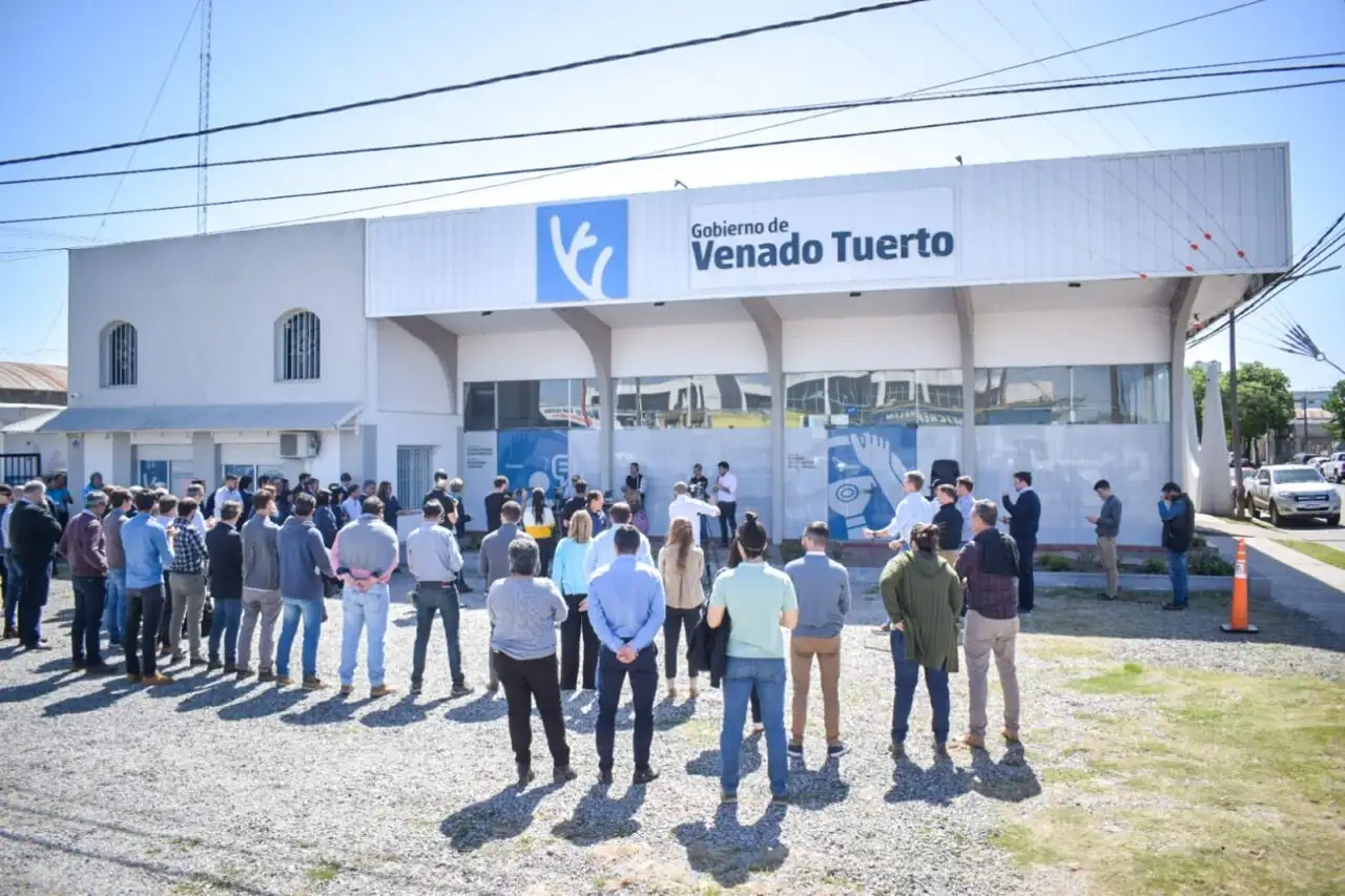 El intendente Chiarella inauguró las oficinas de licencias de conducir