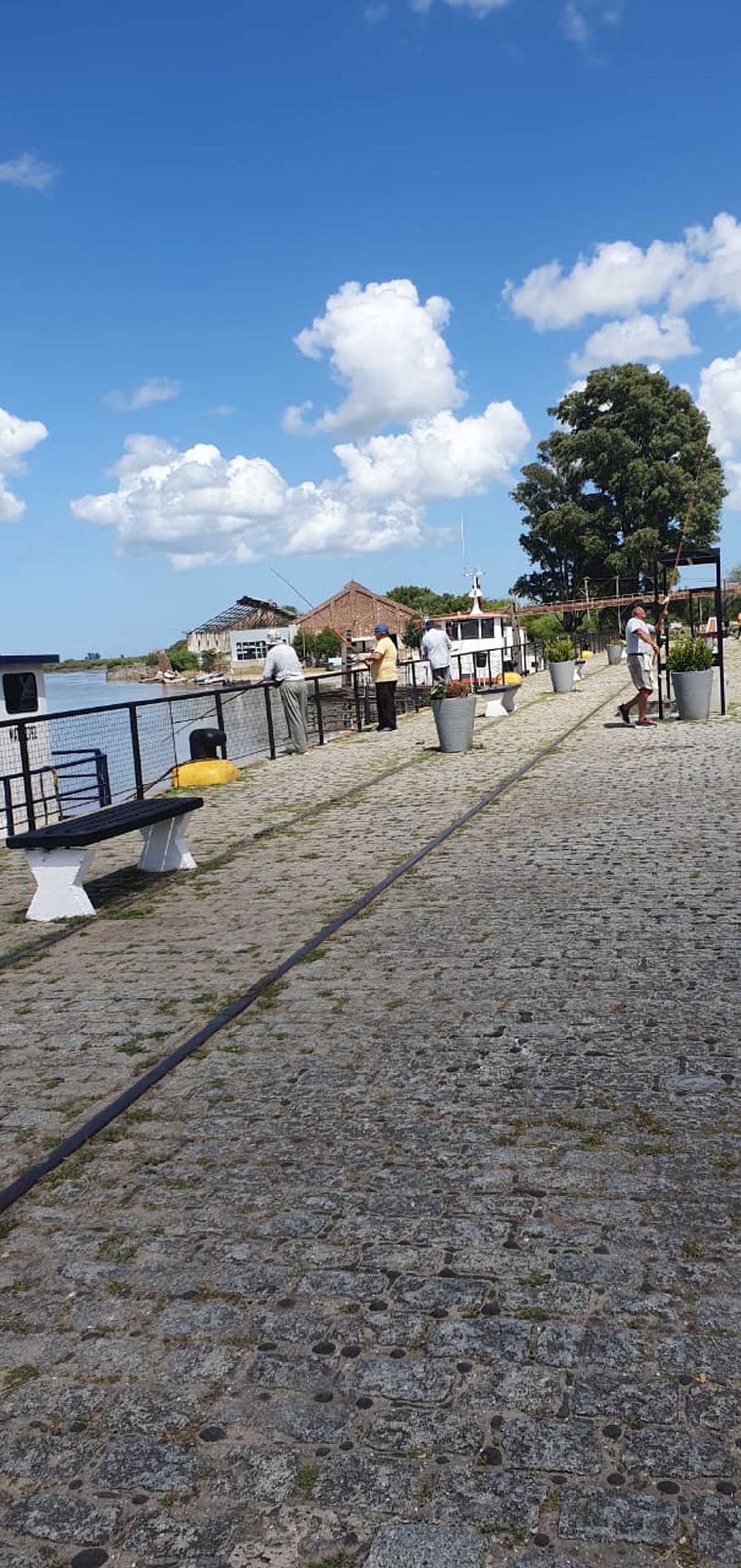 Vuelve la pesca de costa y será con el torneo aniversario del Club Martín Pescador a realizarse el venidero domingo en Puerto Ruiz.