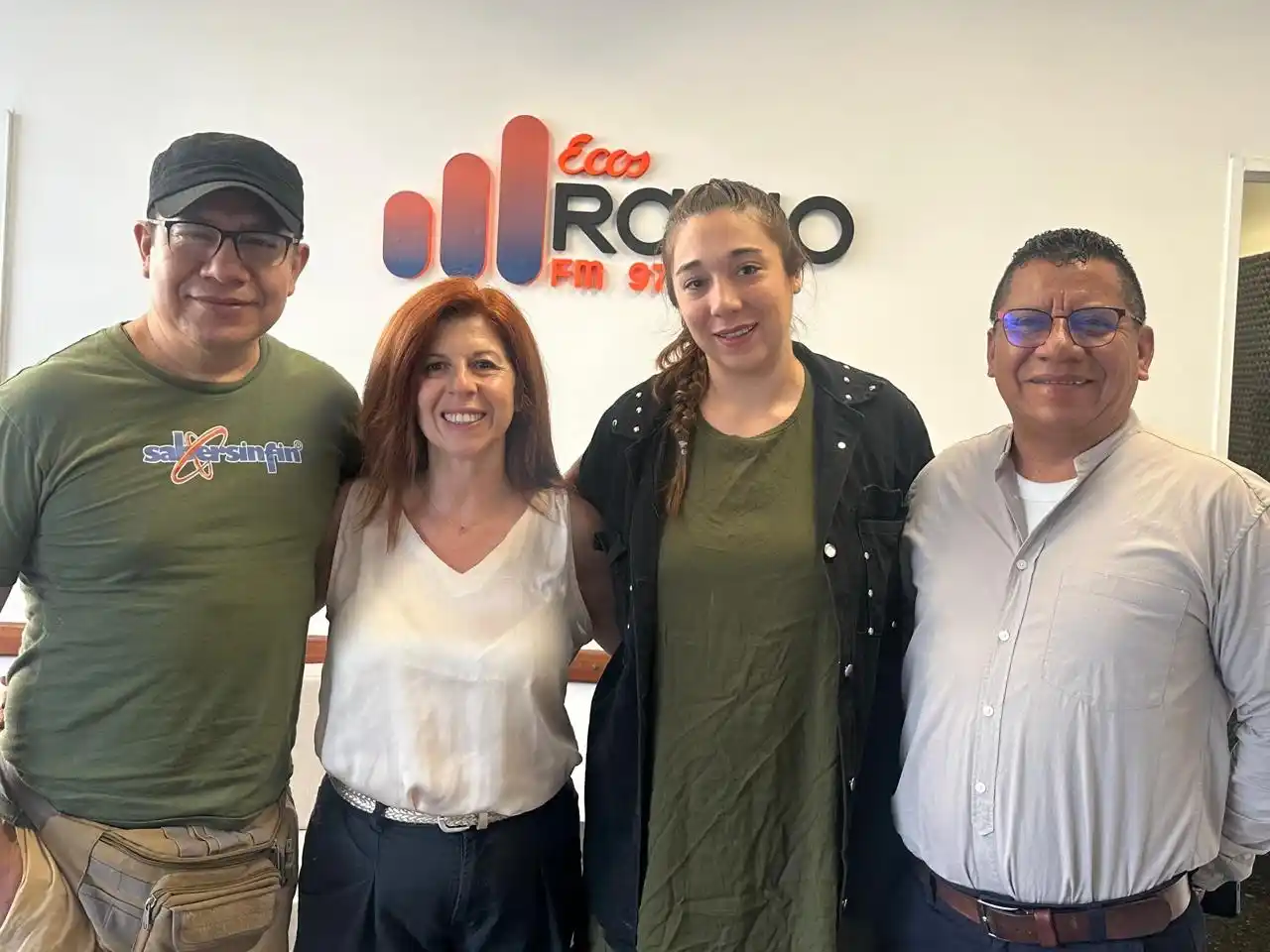 En Ecos Radio. Martín Pérez Rojas, Nancy Almassio, Jorgelina Serrano y Abel Pérez Rojas