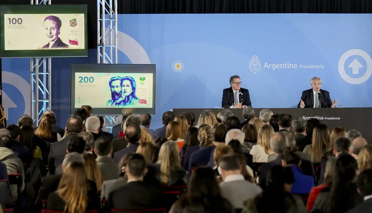Fernández resaltó el rescate de los próceres en los billetes
