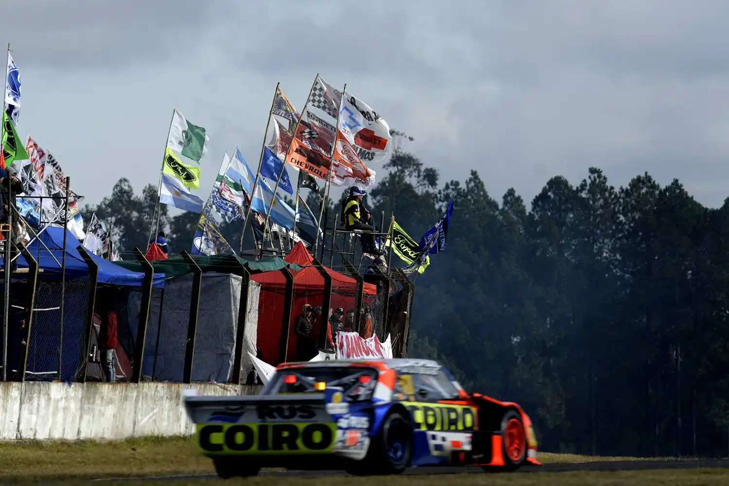 Ugalde no pudo completar un buen fin de semana