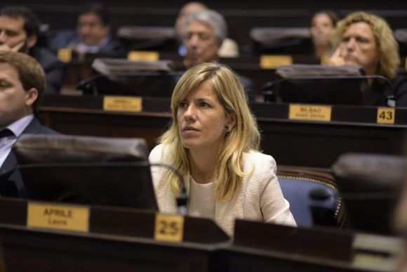 Aprile reclamó que se refuerce la vacunación en Personas con Discapacidad residentes de hogares