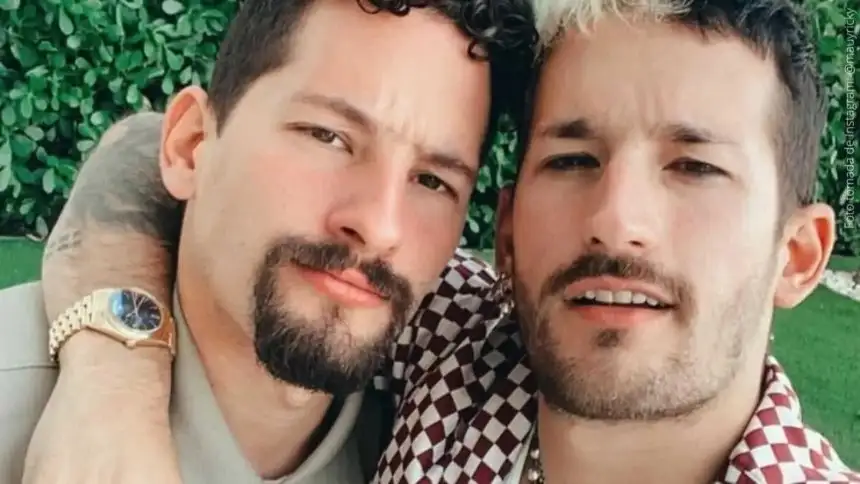 Los cantantes llamaron a la policía para que los ayudara a recuperar sus pertenencias, pero no tuvieron éxito