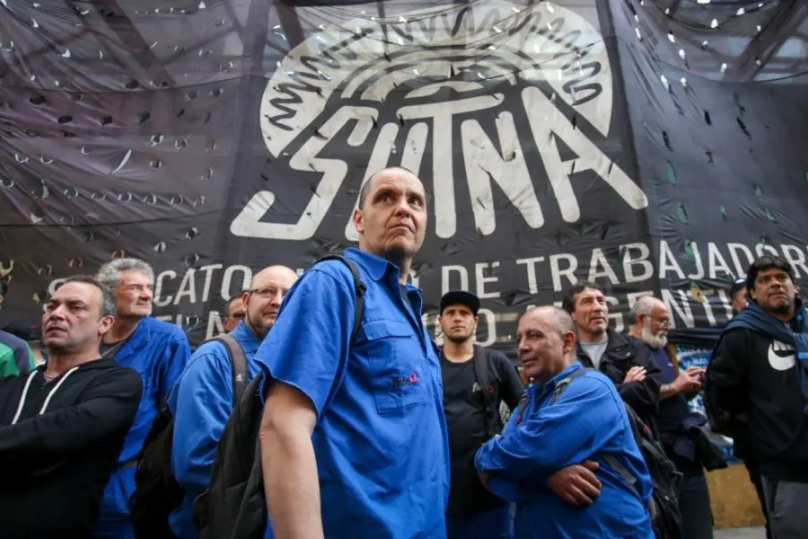 El gremio del neumático endurece su postura y aún no hay acuerdo para destrabar el conflicto