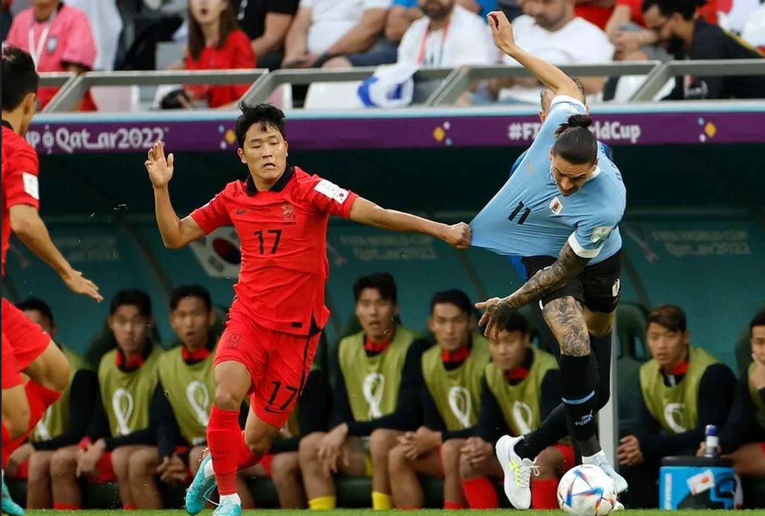 Uruguay y Corea del Sur abrieron el Grupo H con empate en 0