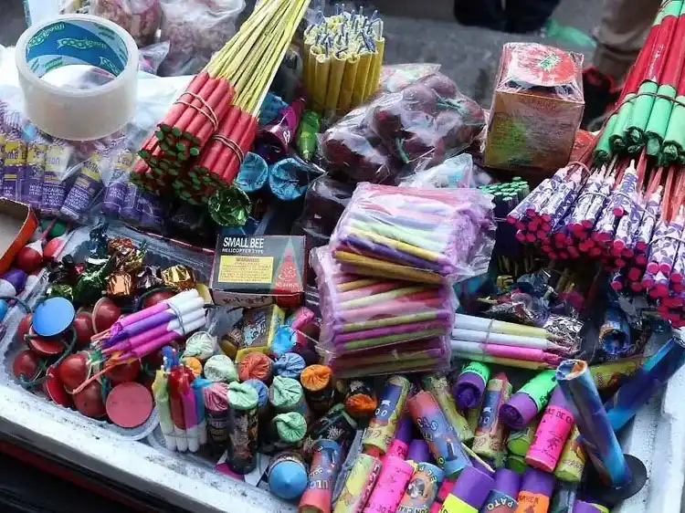 Advierten sobre la vigencia de la ordenanza que prohíbe el uso y comercialización de pirotecnia