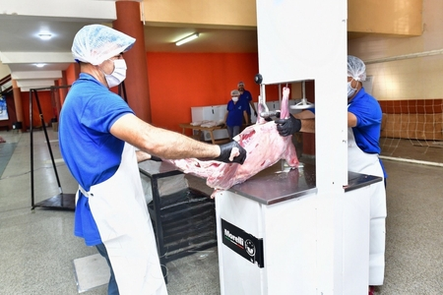 Gran venta de chivitos formoseños en la feria paippera