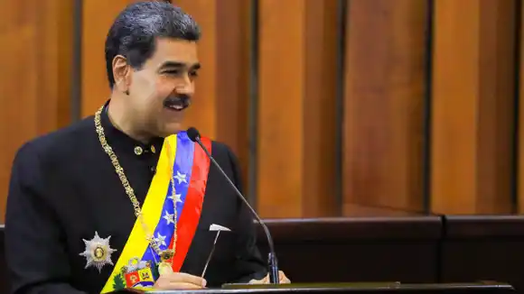 Nicolás Maduro QUITÓ Y PUSO PIEZAS en el remozamiento de su gabinete ministerial