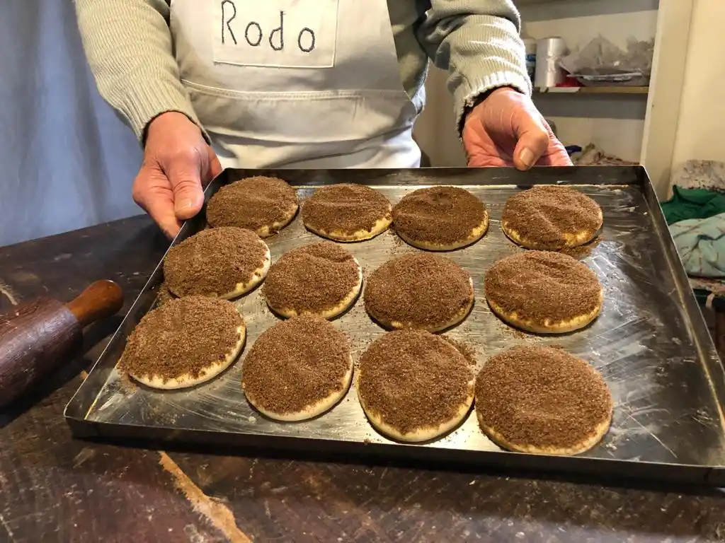 GOÑI Rodolfo Azucena panaderia tortas negras 11-08-23 - 3