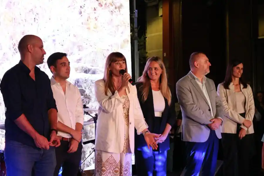 La  ministra de Cultura de la provincia, Susana Rueda, presente en la apertura