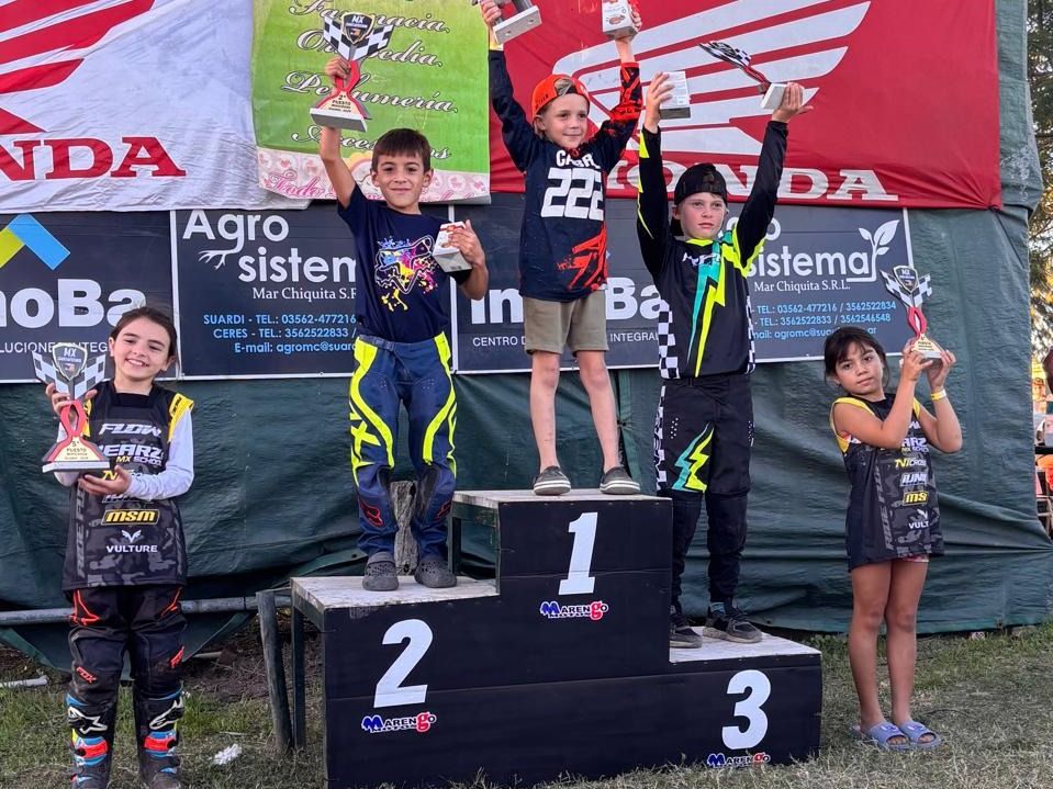 Valentino logró el segundo puesto en minicross.