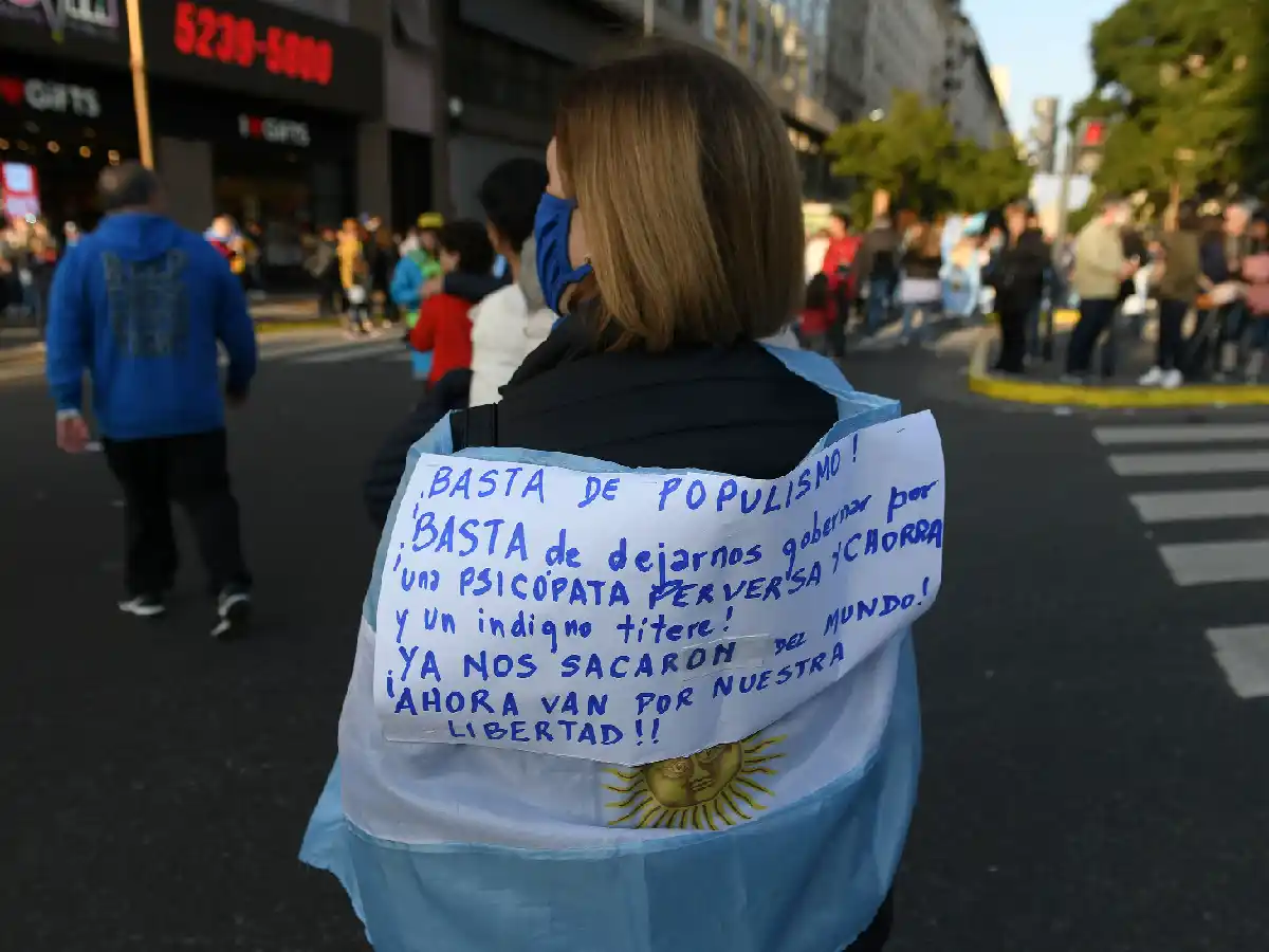 Necesario recuerdo del drama de la hiperinflación