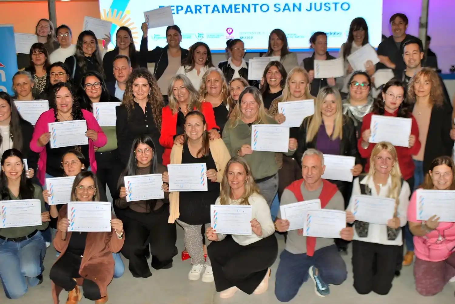 Entregaron certificados de la Diplomatura en Acompañantes Comunitarias contra la Violencia de Género