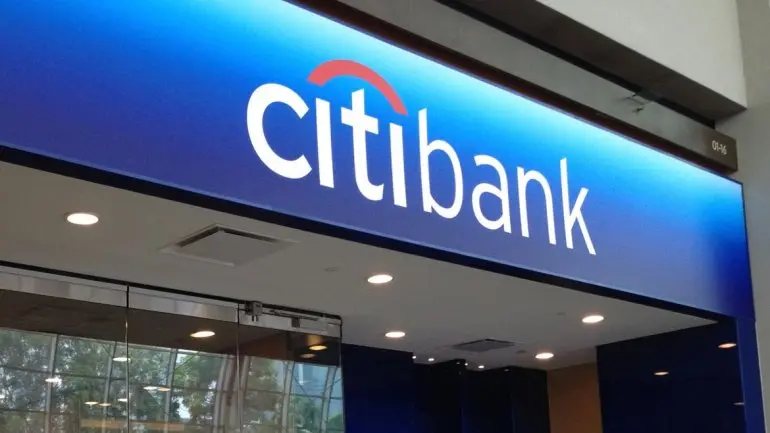 Detienen una banda que asaltó una sucursal del CitiBank en Martínez